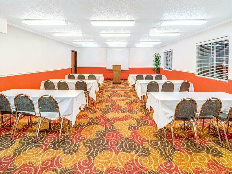 Super 8 By Wyndham Mckinney/Plano Area Zewnętrze zdjęcie